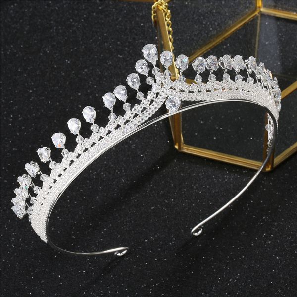 the bride's korean exquisite and simple temperament zircon small crown high-end party modeling p wedding dress headwear, Silver
the bride's korean exquisite and simple temperament zircon small crown high-end party modeling p wedding dress headwear, Silver