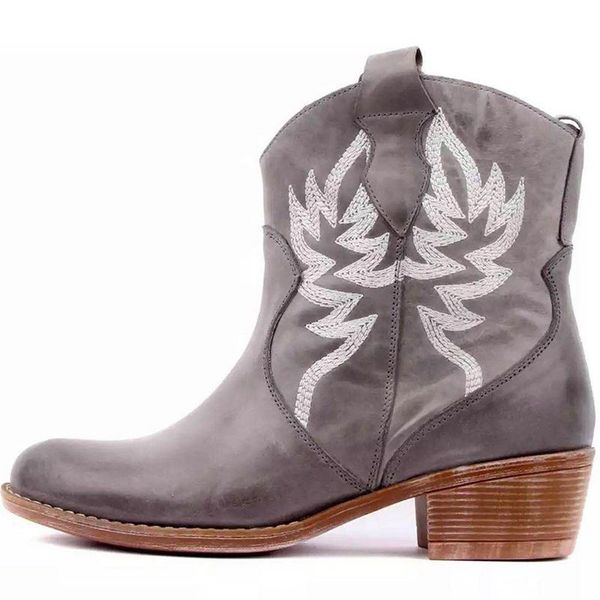 women embroidery ankle boots woman short boots women's autumn winter slip on pu leather female footwear ladies shoe plus size 43, Black
women embroidery ankle boots woman short boots women's autumn winter slip on pu leather female footwear ladies shoe plus size 43, Black