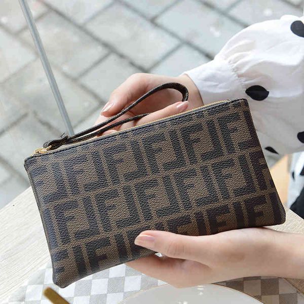 74% off bag designer bags new hand wallet women's long personalized zipper mobile phone large capacity multi card wallet, Red;black
74% off bag designer bags new hand wallet women's long personalized zipper mobile phone large capacity multi card wallet, Red;black