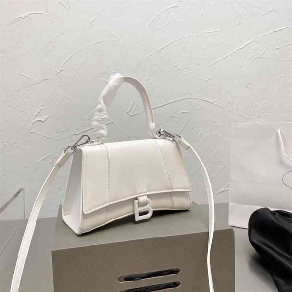 motorcycle luxury balencaigass hourglass small fashion square bags moon locomotive genuine bags leather women handbag designer 8enk
motorcycle luxury balencaigass hourglass small fashion square bags moon locomotive genuine bags leather women handbag designer 8enk