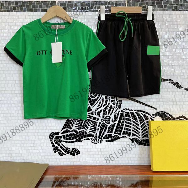 2022ss summer casual green t shirts new girls sports sets short sleeve polo shirt+shorts pants suit classic printing cotton brand designer t, White
2022ss summer casual green t shirts new girls sports sets short sleeve polo shirt+shorts pants suit classic printing cotton brand designer t, White