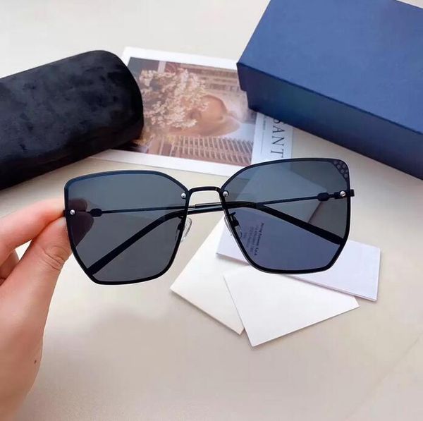 brand design polarized fashion sunglasses men women pilot sunglasses uv400 eyewear metal frame polaroid glass lens with box, White;black
brand design polarized fashion sunglasses men women pilot sunglasses uv400 eyewear metal frame polaroid glass lens with box, White;black