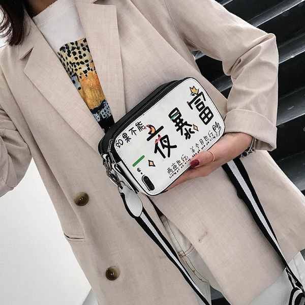 personality women's shoulder bag 2020 new pu leather youth female crossbody phone bag chinese characters small packet
personality women's shoulder bag 2020 new pu leather youth female crossbody phone bag chinese characters small packet