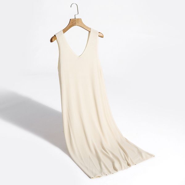 2021 new spring summer knit tank long dress korean style knitting v neck sleeveless vest thin loose women casual dresses xw9i, Black;gray
2021 new spring summer knit tank long dress korean style knitting v neck sleeveless vest thin loose women casual dresses xw9i, Black;gray
