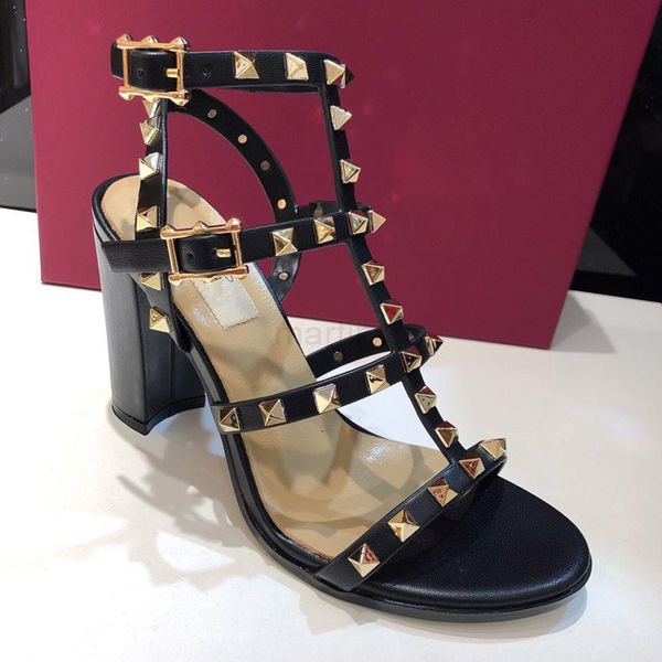 luxury design 2019 genuine leather women stud sandals slingback pumps ladies high heels 9.5cm fashion rivets shoes size 41 42 13 color, Black
luxury design 2019 genuine leather women stud sandals slingback pumps ladies high heels 9.5cm fashion rivets shoes size 41 42 13 color, Black