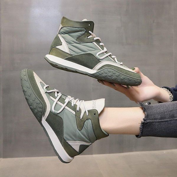 boots women fashion ankle 2021 winter ulzzang platform padded brand woman keep warm plush shoes basket female sneakers, Black
boots women fashion ankle 2021 winter ulzzang platform padded brand woman keep warm plush shoes basket female sneakers, Black