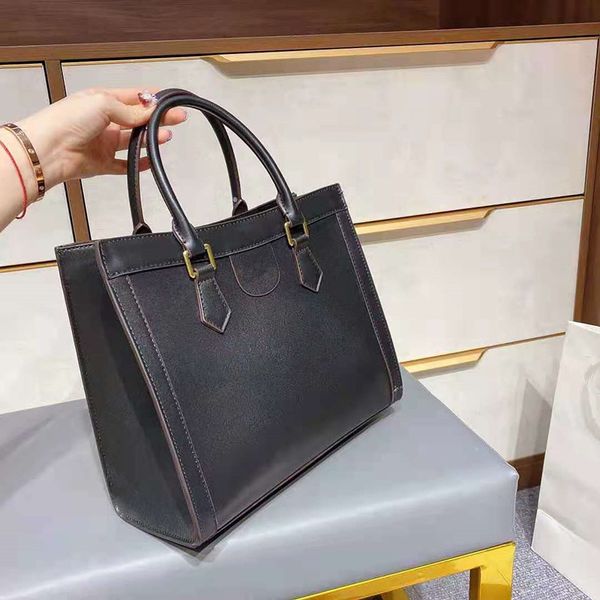 women's fashion shopping bag classic handbag advanced women's shoulder bag large capacity shopping bag beautiful price
women's fashion shopping bag classic handbag advanced women's shoulder bag large capacity shopping bag beautiful price