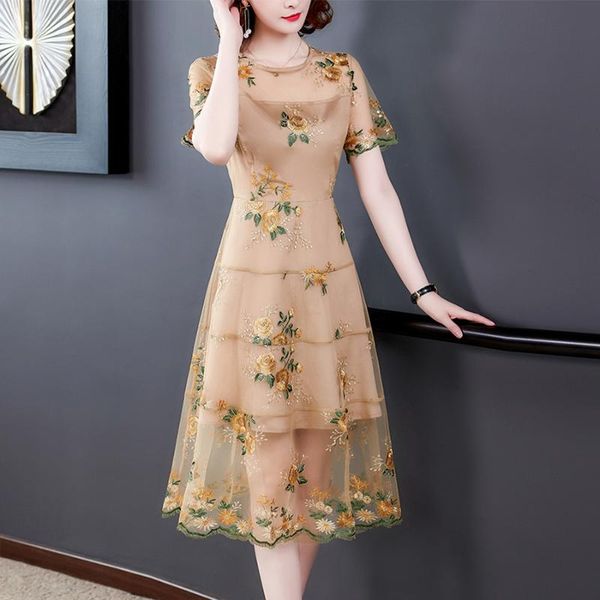 casual dresses 2021 spring summer lace embroidery midi vintage 3xl plus size floral runway elegant women bodycon party vestidos, Black;gray
casual dresses 2021 spring summer lace embroidery midi vintage 3xl plus size floral runway elegant women bodycon party vestidos, Black;gray