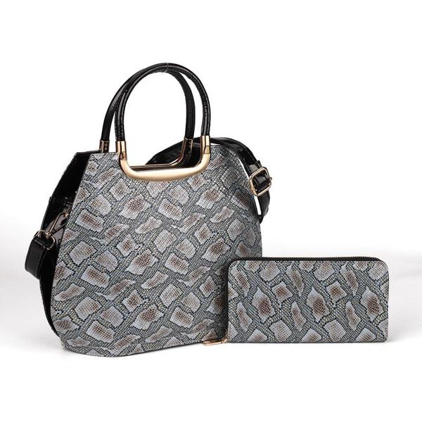 cross body one-shouldered women's bag 2021 stone fine diamond shell daughter-in-law
cross body one-shouldered women's bag 2021 stone fine diamond shell daughter-in-law