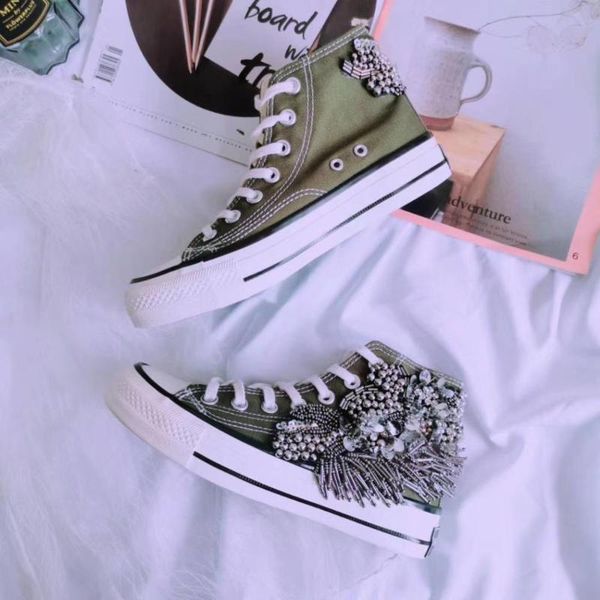 new original personalized diamond five pointed star bottom high canvas shoes, leisure sports shoes, delivery, Black
new original personalized diamond five pointed star bottom high canvas shoes, leisure sports shoes, delivery, Black