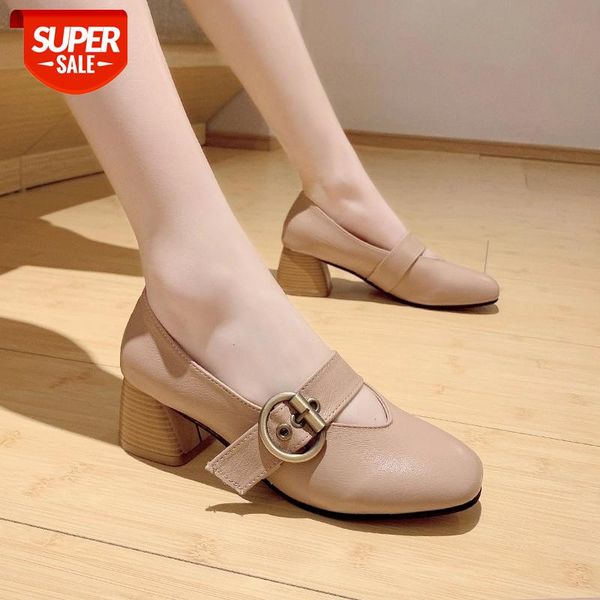 2020 new summer buckle strap pointed toe comfort high heels shallow square heel pu leather retro fashion women's shoes dress #zh3a, Black
2020 new summer buckle strap pointed toe comfort high heels shallow square heel pu leather retro fashion women's shoes dress #zh3a, Black