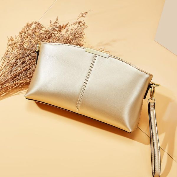 spring and summer new style cutis vera women's bag cowhide european style fashion portable messenger small square bags hlj-89
spring and summer new style cutis vera women's bag cowhide european style fashion portable messenger small square bags hlj-89