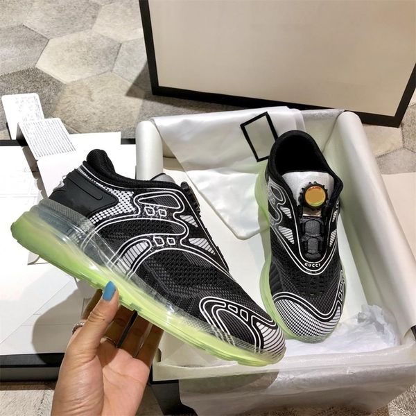 2020 new couple r sneakers designer shoes ladies casual shoes reflective knitted sneakers dad sneakers two-color light casual shoes, Black
2020 new couple r sneakers designer shoes ladies casual shoes reflective knitted sneakers dad sneakers two-color light casual shoes, Black
