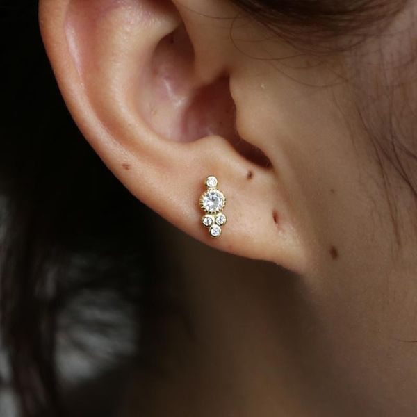 stud 2021 minimal jewelry delicate dainty mini small cz gold color 925 sterling silver anti allergy second ear bone earring, Golden;silver
stud 2021 minimal jewelry delicate dainty mini small cz gold color 925 sterling silver anti allergy second ear bone earring, Golden;silver