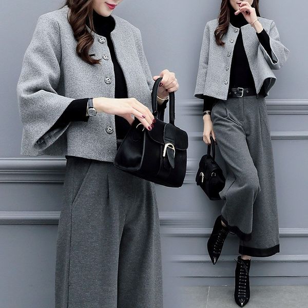 temperament celebrity 2020 new autumn coat wool coatand winter two-piece trousers woolen long sleeve coat net red fashion suit women show th, Gray
temperament celebrity 2020 new autumn coat wool coatand winter two-piece trousers woolen long sleeve coat net red fashion suit women show th, Gray