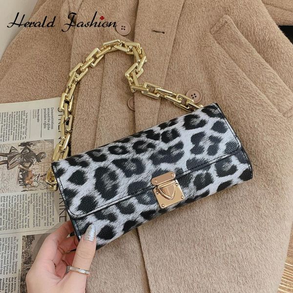 zebra pattern pu leather armpit bag for women 2021 solid color thick chain shoulder crossbody bag female travel handbag
zebra pattern pu leather armpit bag for women 2021 solid color thick chain shoulder crossbody bag female travel handbag