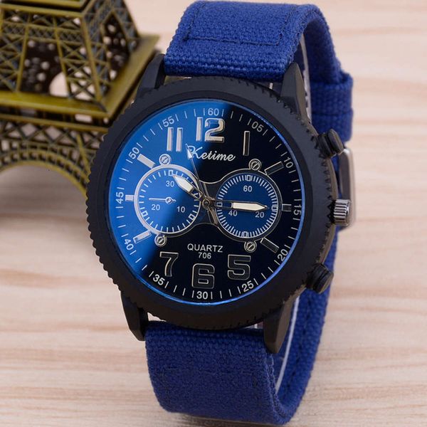 selling classic blu ray glass cloth watch men's sports luminous men's watch quartz watch, Slivery;brown
selling classic blu ray glass cloth watch men's sports luminous men's watch quartz watch, Slivery;brown