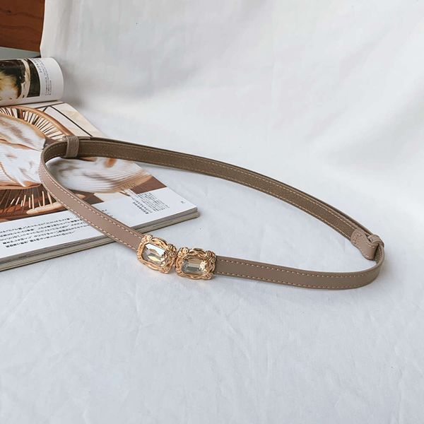 sugar fashion drill square hook pull adjustment thin women's decorative cardigan dress versatile leather belt, Black;brown
sugar fashion drill square hook pull adjustment thin women's decorative cardigan dress versatile leather belt, Black;brown