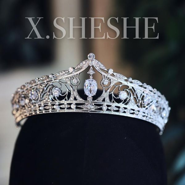 new european style luxurious atmosphere bridal crown headdress dress dinner stage wedding pgraphy accessories, Silver
new european style luxurious atmosphere bridal crown headdress dress dinner stage wedding pgraphy accessories, Silver