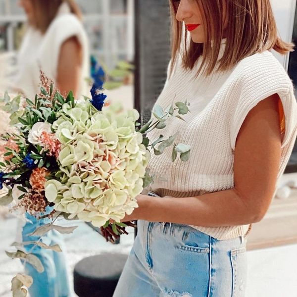 turtleneck sleeveless women vest sweater 2020 white shoulder pads pullover knitted loose 2020 autumn winter casual jumper lj201125, White;black
turtleneck sleeveless women vest sweater 2020 white shoulder pads pullover knitted loose 2020 autumn winter casual jumper lj201125, White;black