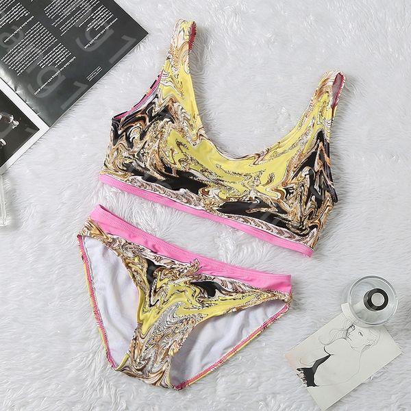 letter swimsuit bikini split swimsuit dahong swimsuit factory, White;black
letter swimsuit bikini split swimsuit dahong swimsuit factory, White;black