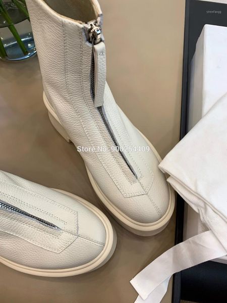 2020 aw fashion women 100% genuine leather black and white colour ankle boots,women leathe boots1
2020 aw fashion women 100% genuine leather black and white colour ankle boots,women leathe boots1
