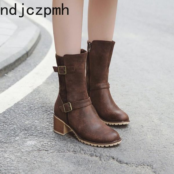 women's boots the winter color matching zipper fashion mid heel middle tube shoes plus size 33-43, Black
women's boots the winter color matching zipper fashion mid heel middle tube shoes plus size 33-43, Black