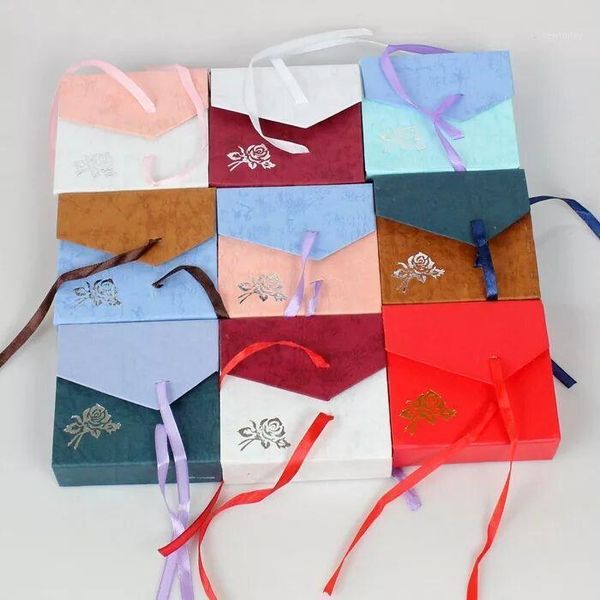 gift wrap 9*9.5*3cm rose printing packaging jewelry paper boxes,high-grade hard cardboard box for bracelet,party boxes supplier1
gift wrap 9*9.5*3cm rose printing packaging jewelry paper boxes,high-grade hard cardboard box for bracelet,party boxes supplier1