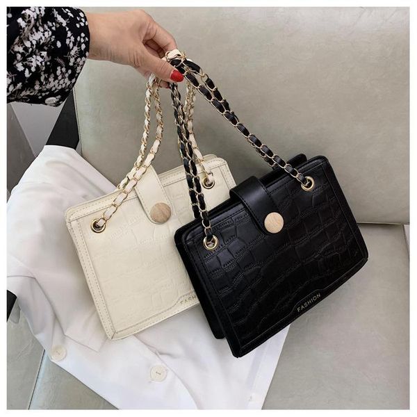 small bag for women fall winter 2020 new fashion one shoulder shoulder messenger bag versatile solid color casual lady's handbag
small bag for women fall winter 2020 new fashion one shoulder shoulder messenger bag versatile solid color casual lady's handbag