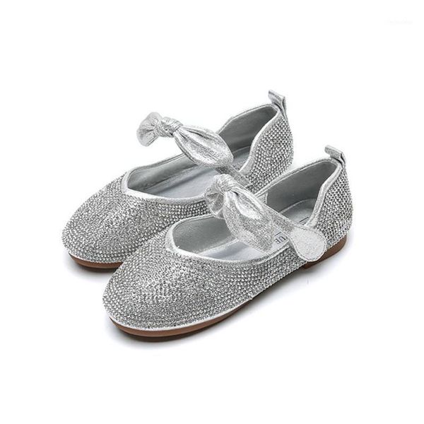 flat shoes silver black pink kids baby rhinestone children wedding party dress princess leather teens girl dance 2021 1, Black;grey
flat shoes silver black pink kids baby rhinestone children wedding party dress princess leather teens girl dance 2021 1, Black;grey