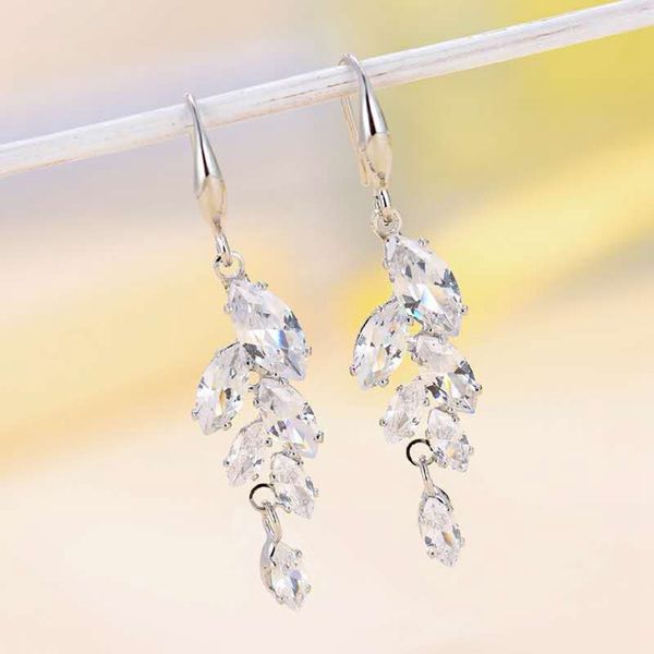 factory direct sales super shiny crystal zircon wheat ear leaf-shaped earring cold wind net red same style beautiful all match earrings, Golden
factory direct sales super shiny crystal zircon wheat ear leaf-shaped earring cold wind net red same style beautiful all match earrings, Golden