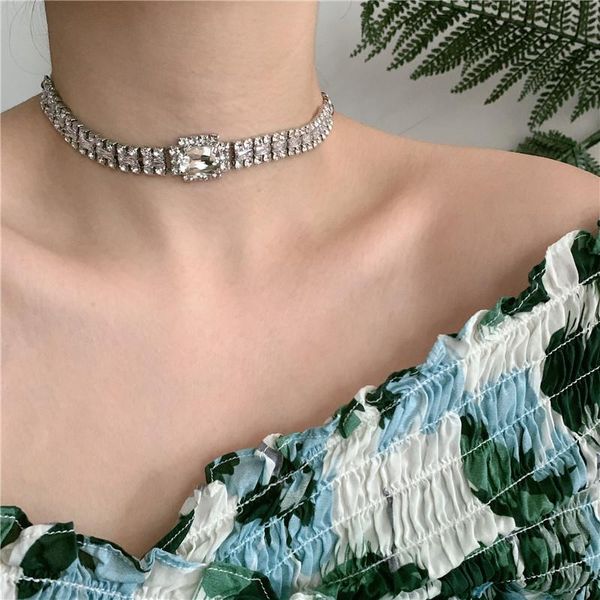 chokers hiphop multi crystal necklaces for women bib rhinestone colliers female luxury choker necklace fashion jewelry 2021, Golden;silver
chokers hiphop multi crystal necklaces for women bib rhinestone colliers female luxury choker necklace fashion jewelry 2021, Golden;silver