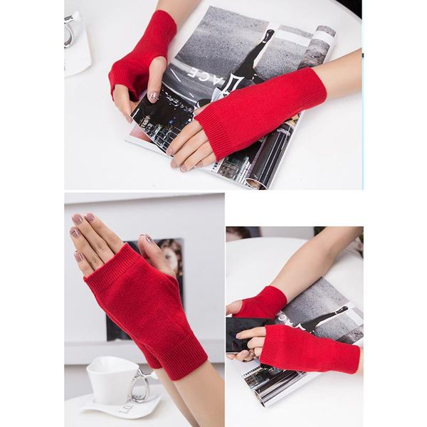 five fingers gloves 1 pair winter female comfortable without women cashmere warm hand wrist warmer mittens 2021, Blue;gray
five fingers gloves 1 pair winter female comfortable without women cashmere warm hand wrist warmer mittens 2021, Blue;gray