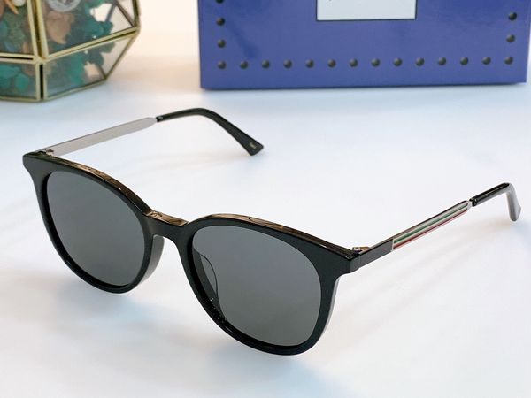 2021 new fashionable square face display small sunglasses anti-radiation temperament simple and generous size 54*20*145cm08030sk
2021 new fashionable square face display small sunglasses anti-radiation temperament simple and generous size 54*20*145cm08030sk