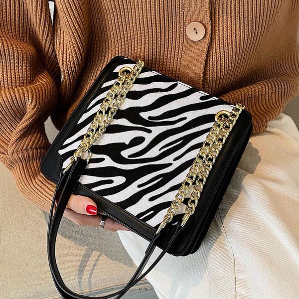 retro shoulder women handbag leisure chain shoulder bag zebra crossbody bag small square
retro shoulder women handbag leisure chain shoulder bag zebra crossbody bag small square