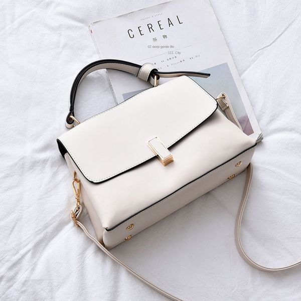2020 new tower-type bag bagzipper small square bagmetalzipper solid color fashion single shoulder small square bag large quantity preferenti
2020 new tower-type bag bagzipper small square bagmetalzipper solid color fashion single shoulder small square bag large quantity preferenti