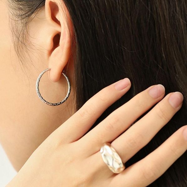 hoop & huggie silvology 925 sterling silver rhombus texture earrings minimalist circle elegant ins for women office jewelry, Golden;silver
hoop & huggie silvology 925 sterling silver rhombus texture earrings minimalist circle elegant ins for women office jewelry, Golden;silver