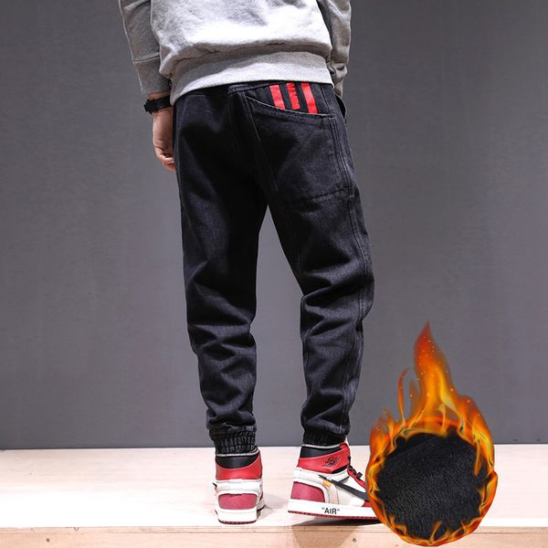 2021 new fashion streetwear men black loose fit printed designer spliced denim cargo pants hip hop joggers velvet winter warm jeans me4i, Blue
2021 new fashion streetwear men black loose fit printed designer spliced denim cargo pants hip hop joggers velvet winter warm jeans me4i, Blue