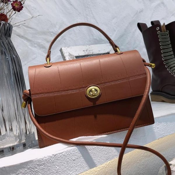 cross body crocodile pattern square tote bag 2021 pu leather women's designer handbag capacity shoulder messenger
cross body crocodile pattern square tote bag 2021 pu leather women's designer handbag capacity shoulder messenger