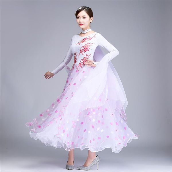 stage wear white dance dress for women ballroom wing dancing clothes standard fringe modern costumes, Black;red
stage wear white dance dress for women ballroom wing dancing clothes standard fringe modern costumes, Black;red