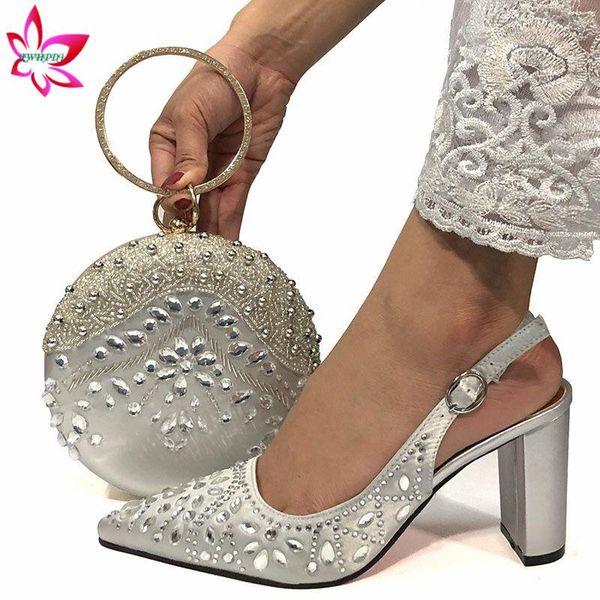 dress shoes 2021 ins crazy design african women and bag set italian designer match lady in silver color, Black
dress shoes 2021 ins crazy design african women and bag set italian designer match lady in silver color, Black