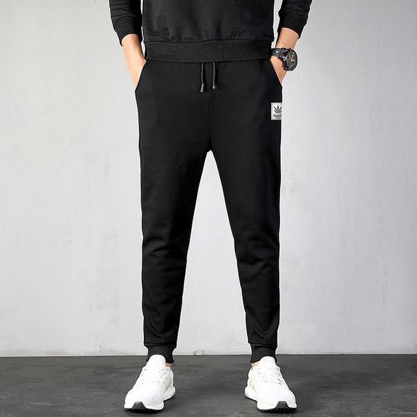 autumn and winter new casual thickened oversize toe binding micro elastic men's plush trend sports pants, Black
autumn and winter new casual thickened oversize toe binding micro elastic men's plush trend sports pants, Black