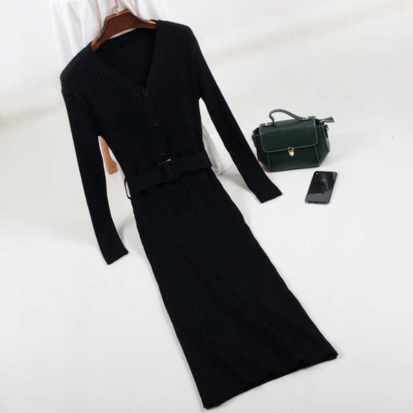 2021 new long knit single breasted a line v neck women sweater dresses winter thick warm midi christmas party dress 9ohw, White;black
2021 new long knit single breasted a line v neck women sweater dresses winter thick warm midi christmas party dress 9ohw, White;black
