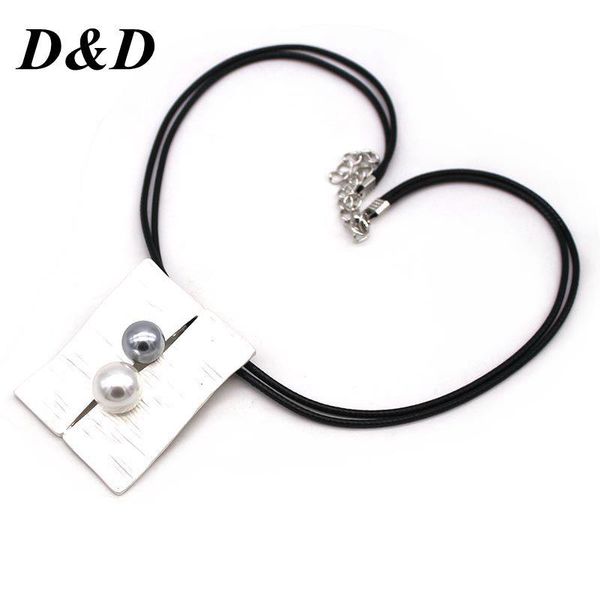 chokers 2021 women crystals style pearl necklace & pendants silver color chain necklaces for wedding chic gift, Golden;silver
chokers 2021 women crystals style pearl necklace & pendants silver color chain necklaces for wedding chic gift, Golden;silver