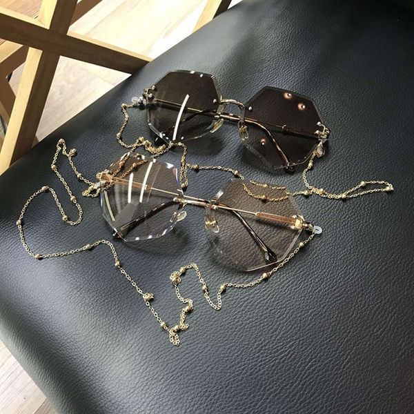 screen glasses korean trembling red chain street, fashion trend, male fashion decoration tiktok sunglasses, White;black
screen glasses korean trembling red chain street, fashion trend, male fashion decoration tiktok sunglasses, White;black