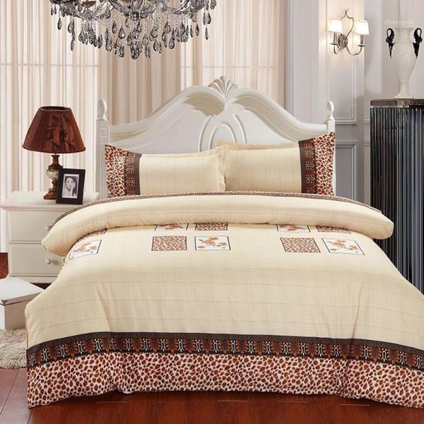 modern bedding set comfortable cotton blend reversible design machine washable 1.5/1.8/2.0m1
modern bedding set comfortable cotton blend reversible design machine washable 1.5/1.8/2.0m1