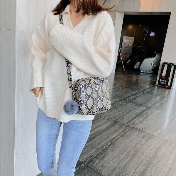 змея печати crossbody сумки для женщин 2020 новая мода серпантин посланника слинг сумки женщины pu кожа classic плеча сумочку
змея печати crossbody сумки для женщин 2020 новая мода серпантин посланника слинг сумки женщины pu кожа classic плеча сумочку