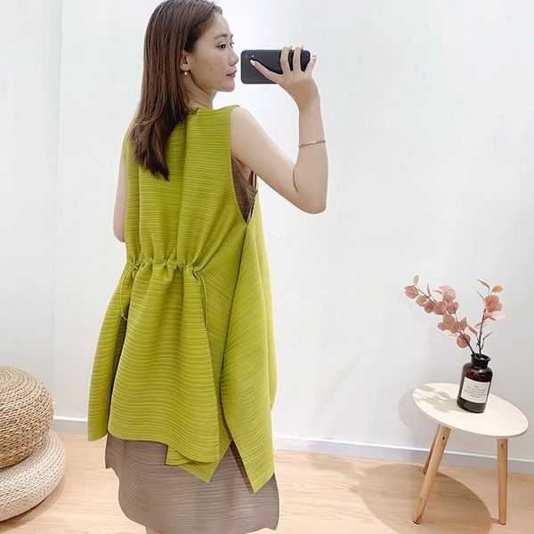 pleated two pieces dress 2020 summer loose large drawstring dress women1, Black;gray
pleated two pieces dress 2020 summer loose large drawstring dress women1, Black;gray