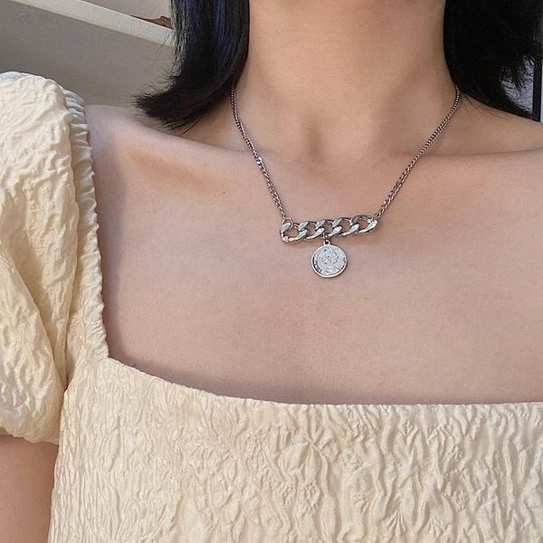 aomu корея new vintage титана стали ожерелье панк круглый кулон цепи ключицы цепи для женщин мужчин 2020 ювелирные подарки партии, Golden;silver
aomu корея new vintage титана стали ожерелье панк круглый кулон цепи ключицы цепи для женщин мужчин 2020 ювелирные подарки партии, Golden;silver