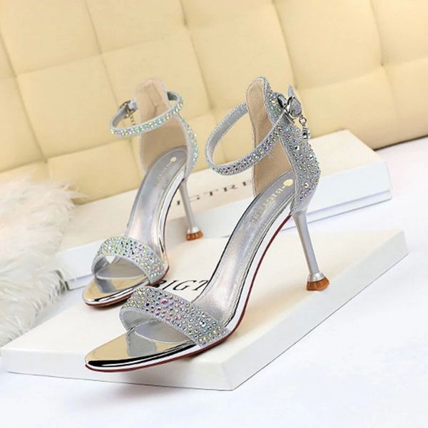 2021 summer high heels sandals women summer shoes fashion brand women sandals ladies super high thin heel 9cm a3197 #yj6i, Black
2021 summer high heels sandals women summer shoes fashion brand women sandals ladies super high thin heel 9cm a3197 #yj6i, Black